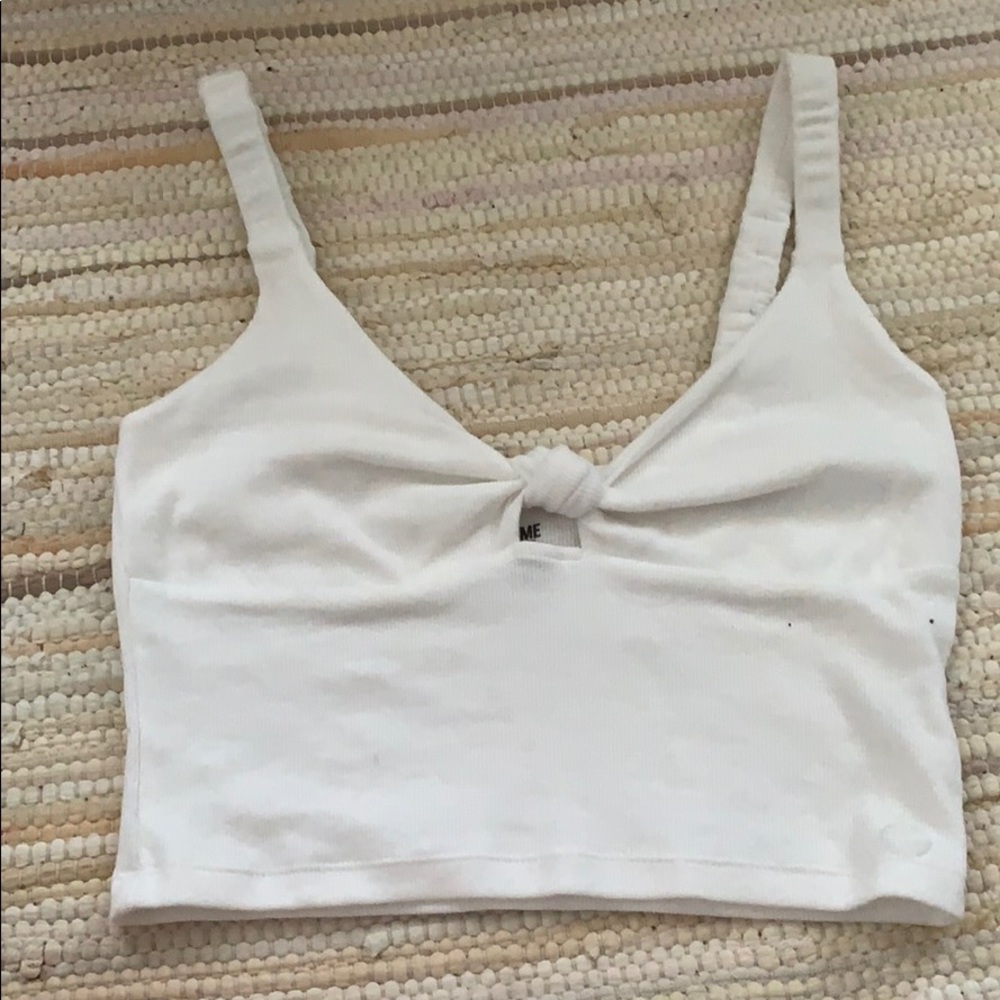 White knot front white tank